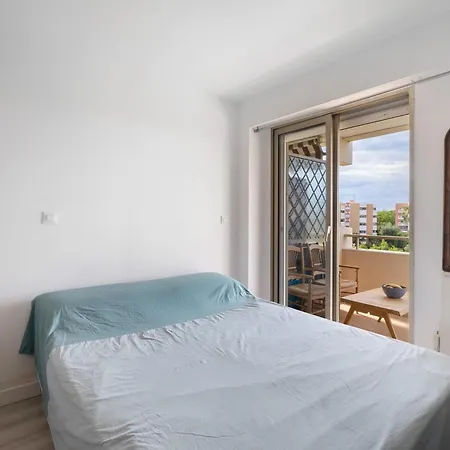 Apartman Aube Marine 2p Vue Mer, Piscine Antibes
